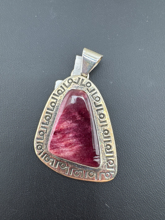 Jones Bahe Purple Spiny Oyster Pendant