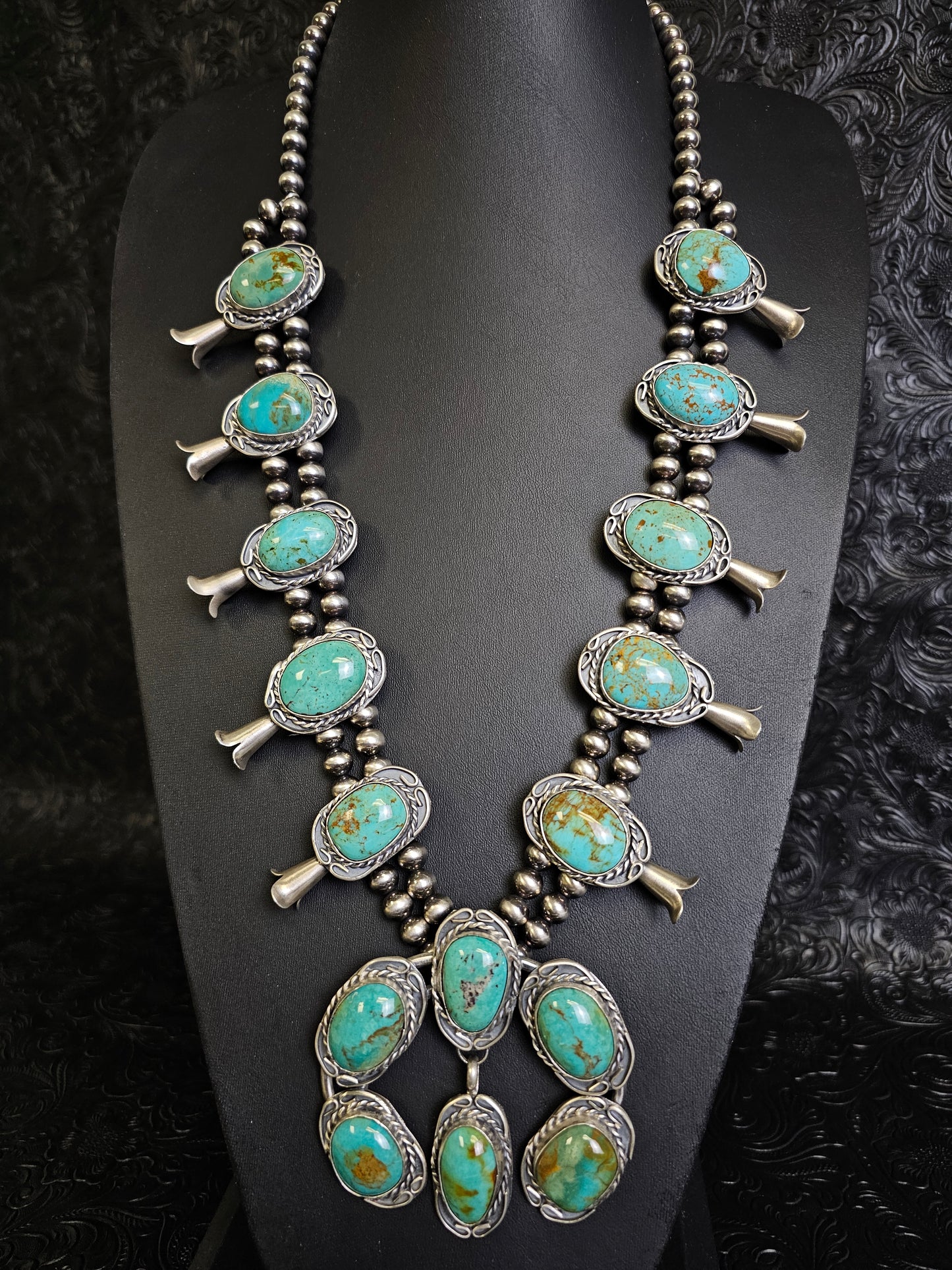 Gilbert Nez Navajo Handmade Kingman Turquoise Squash Blossom Necklace