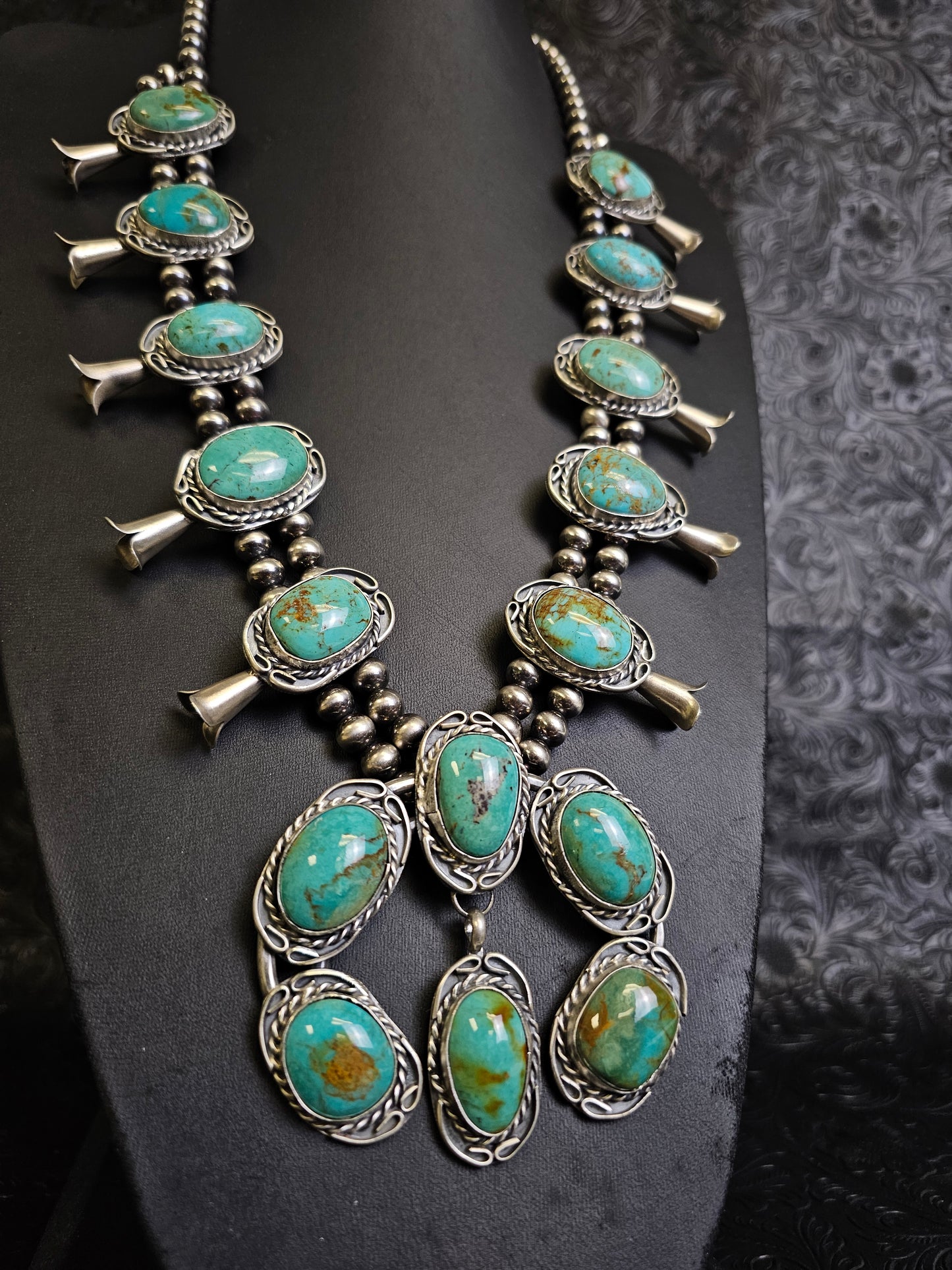 Gilbert Nez Navajo Handmade Kingman Turquoise Squash Blossom Necklace